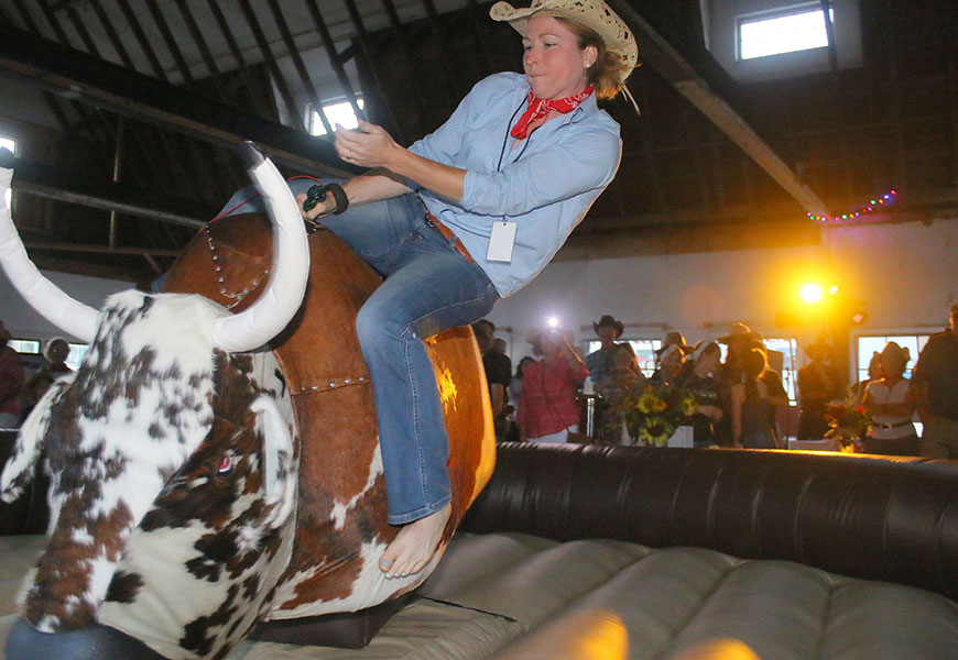 GMHA-Wild-West-Party-2015-1
