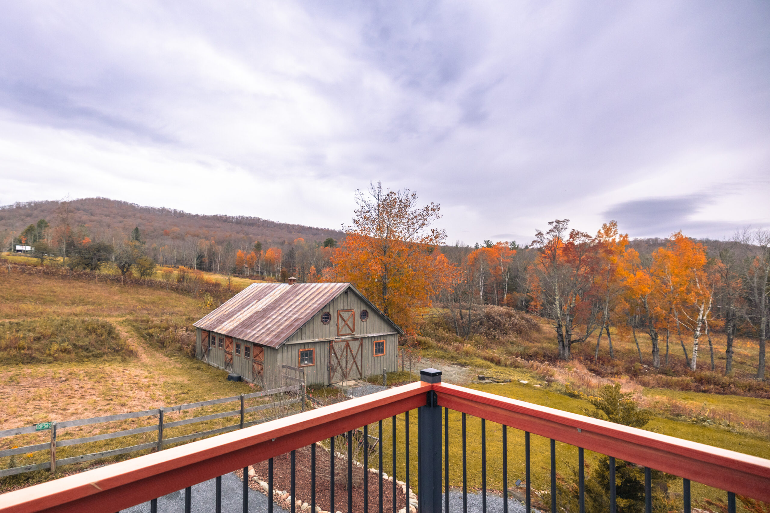 ReadingVTAirBnB-25
